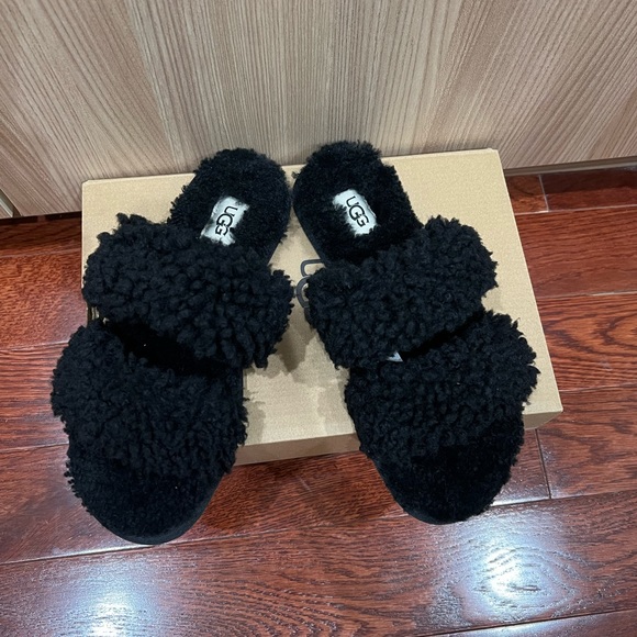 BNIB UGG Women Maxi Curly Scuffetta Slippers Sheepskin Fur Sandals Black Size 7 - Picture 10 of 14